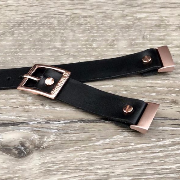 Fitbit Charge 4 Black Leather Rose Gold Band - Picture 8 of 8